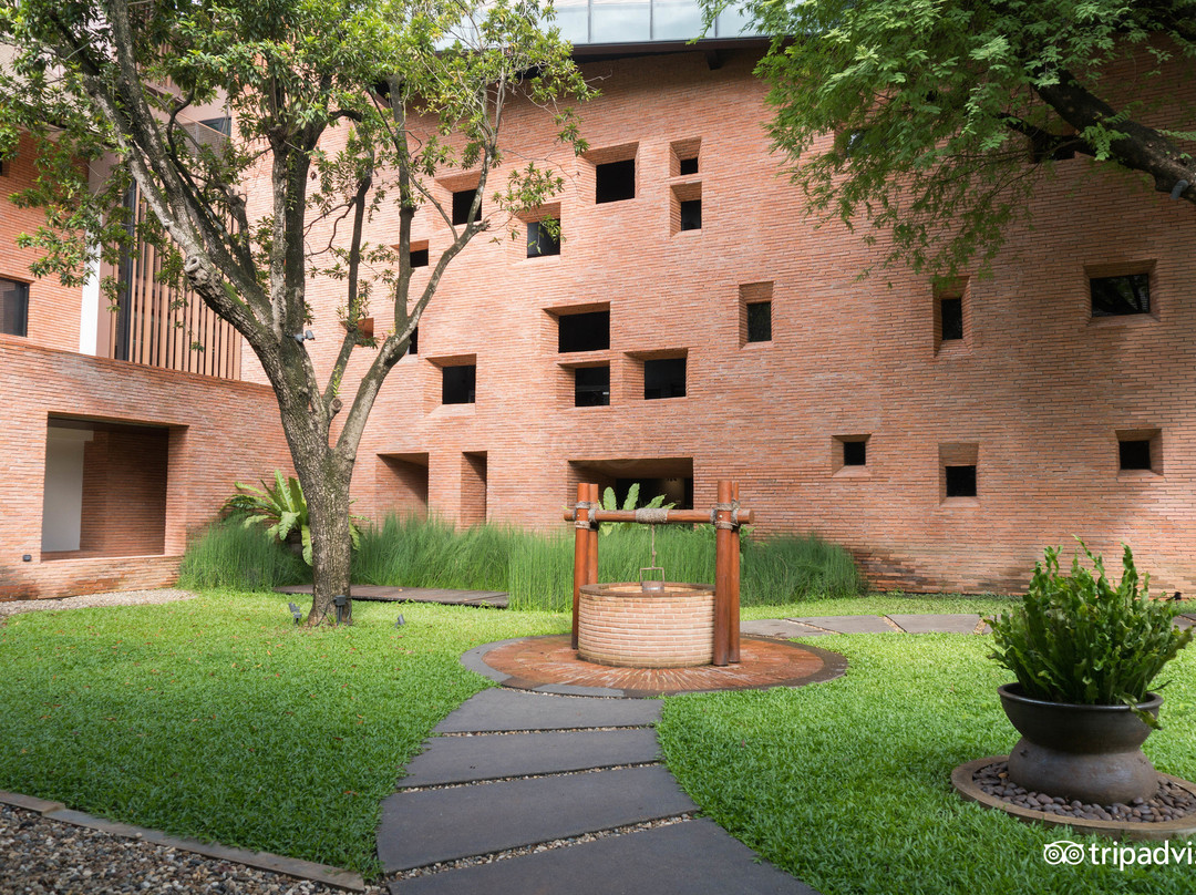 Cross Chiang Mai Riverside Resort