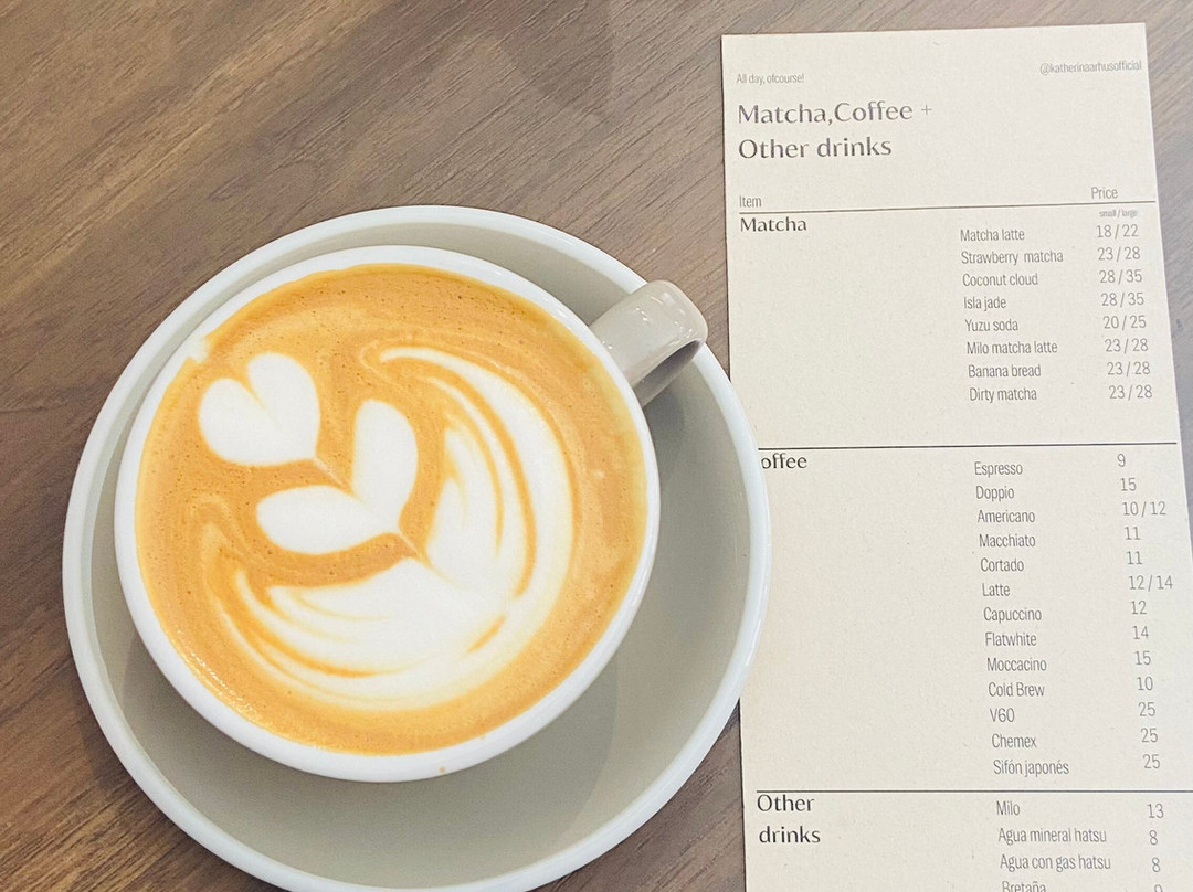 Katherin Aarhus - Couture & Matcha Café