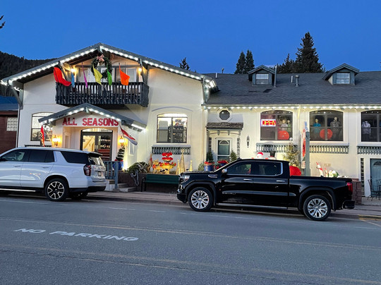 All Seasons Sports-红河必去景点