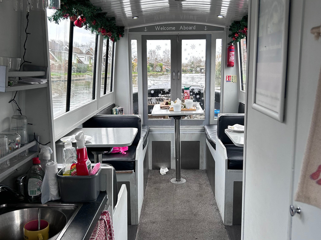 Lancashire Canal Cruises-Burscough必去景点