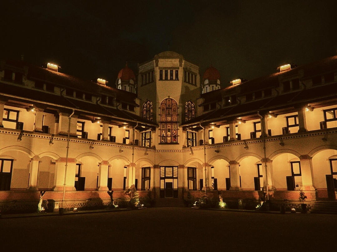 Lawang Sewu Building-三宝垄必去景点