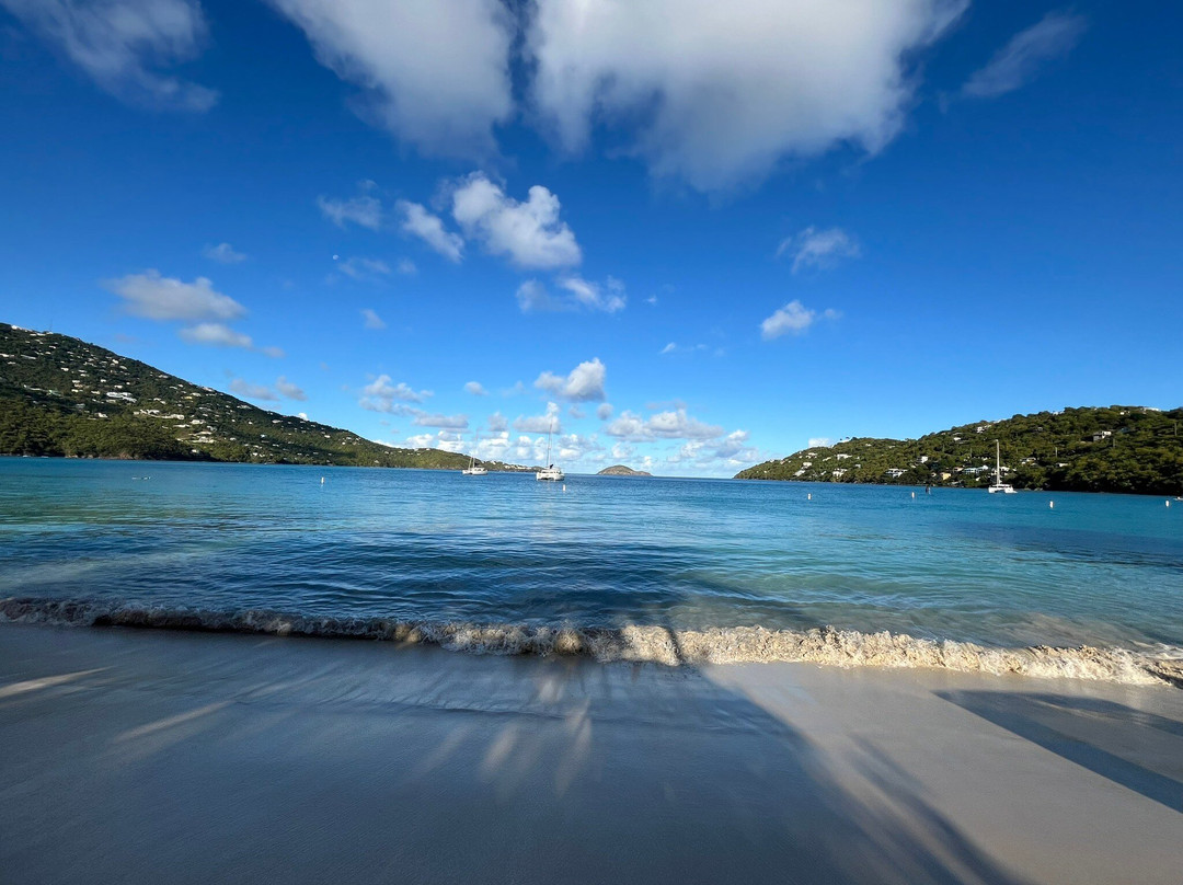 Marley's Taxi Service-圣 托马斯必去景点