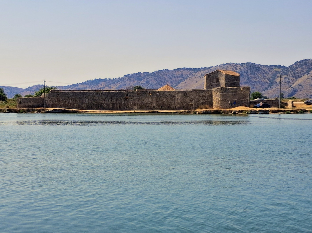 Venetian Triangular Castle