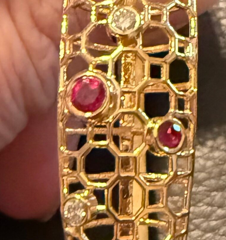 Din Brothers Jewellers and Gold Smiths-卡维洛辛必去景点