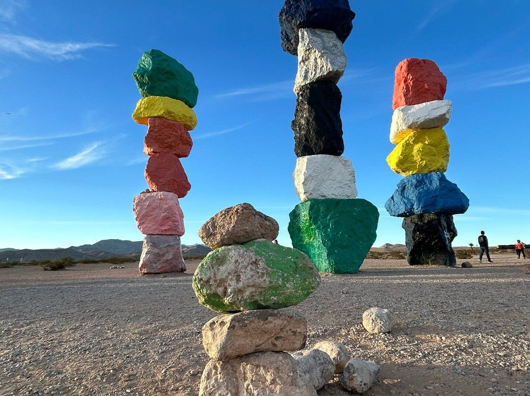 Seven Magic Mountains-Jean必去景点