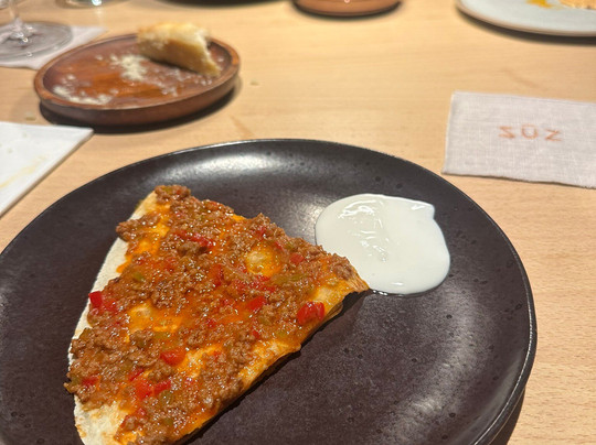 塞利希尔顿酒店主图