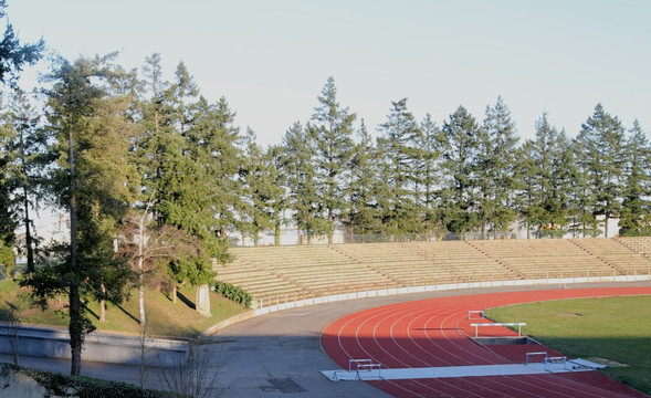 Léo Lagrange Stadium-索恩河畔沙隆必去景点