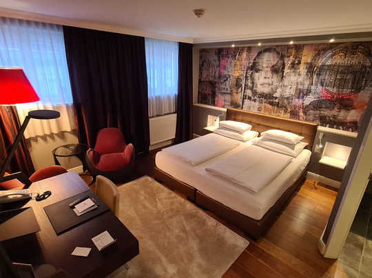 威赫绍夫酒店主图