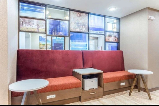 东北威奇托欢朋住宿及套房酒店主图