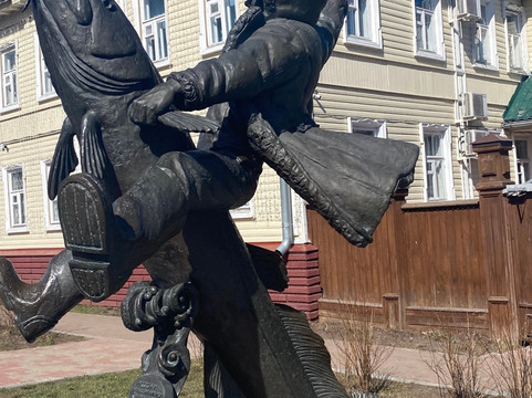 Monument to Sena Malina-阿尔汉格尔斯克必去景点