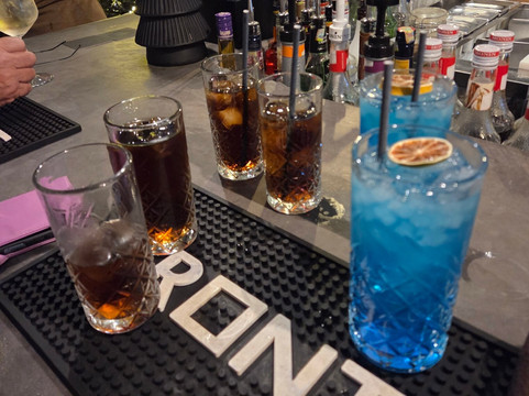 Front-Xlendi必去景点