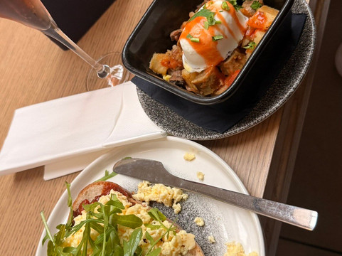 Clubrooms At Heathrow Terminal 3-豪恩斯洛必去景点