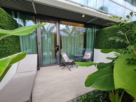 新加坡拉古娜都喜天丽酒店主图