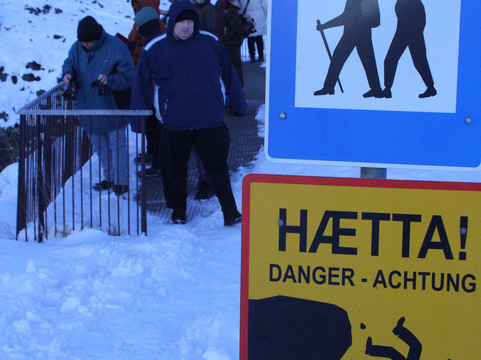 Kolugljufur Waterfall-华姆斯唐吉必去景点