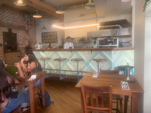 Alma Mía Cocina & Bar主图