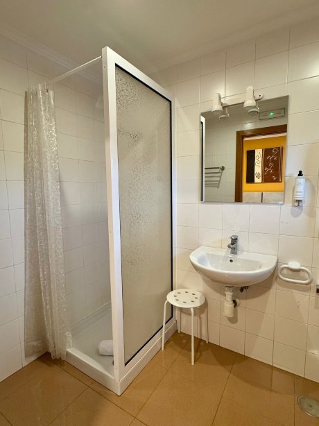 雷戈萨酒店-浴室