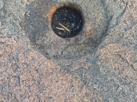 Hemakuta Hill Temple Complex-亨比必去景点