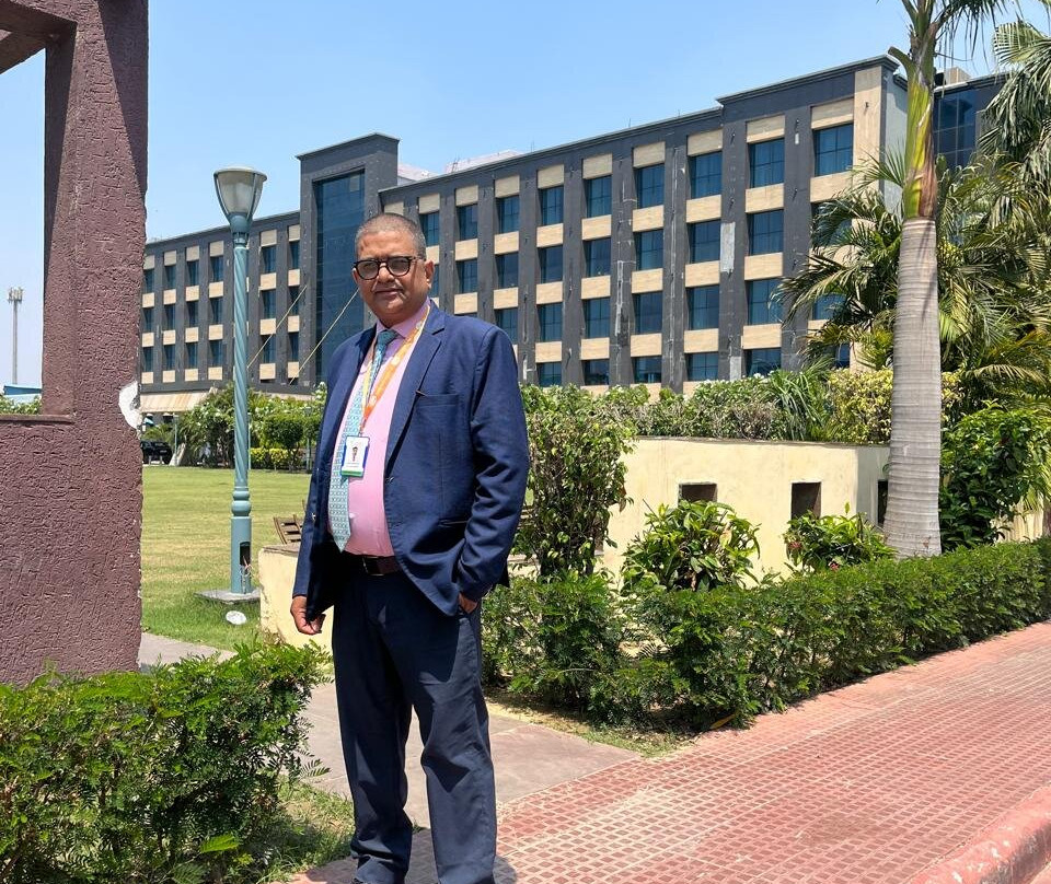 金绽帝国度假村主图