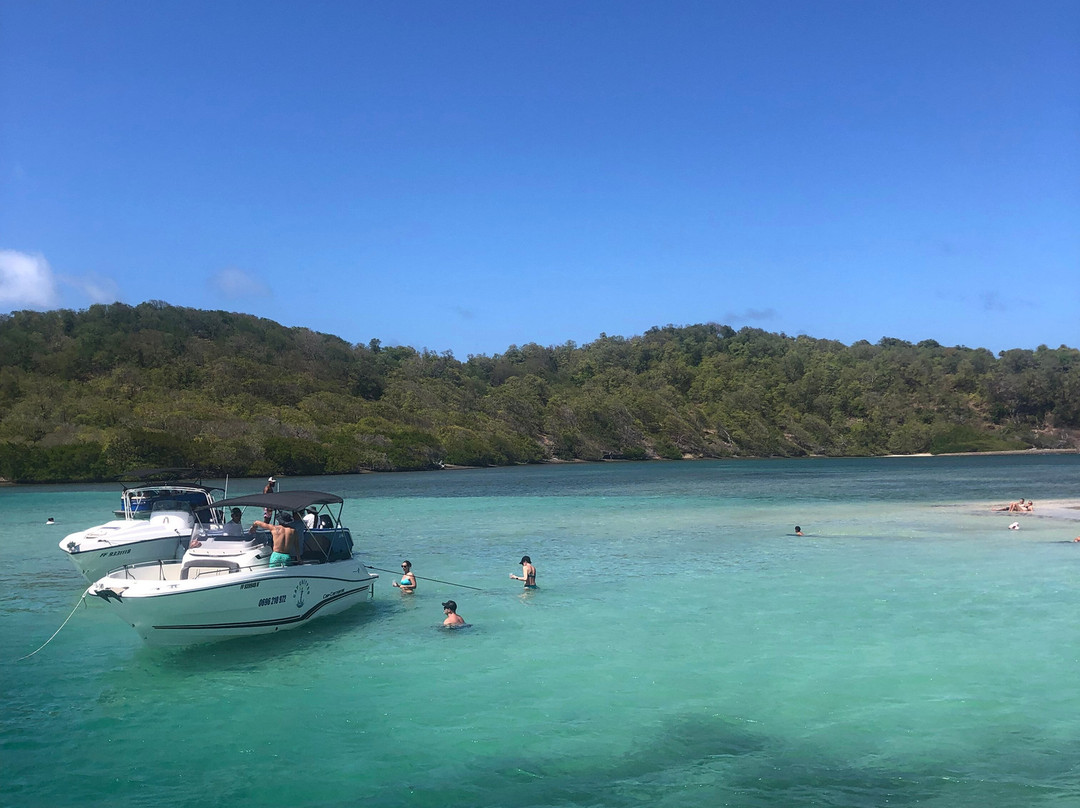 Catamaran Bwa Drese-Le Robert必去景点