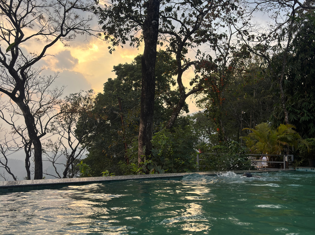 慕那尔大象通道度假村主图