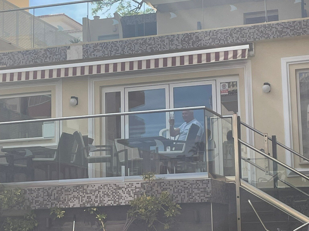 梦之月托雷莫里斯- 推荐成人主图