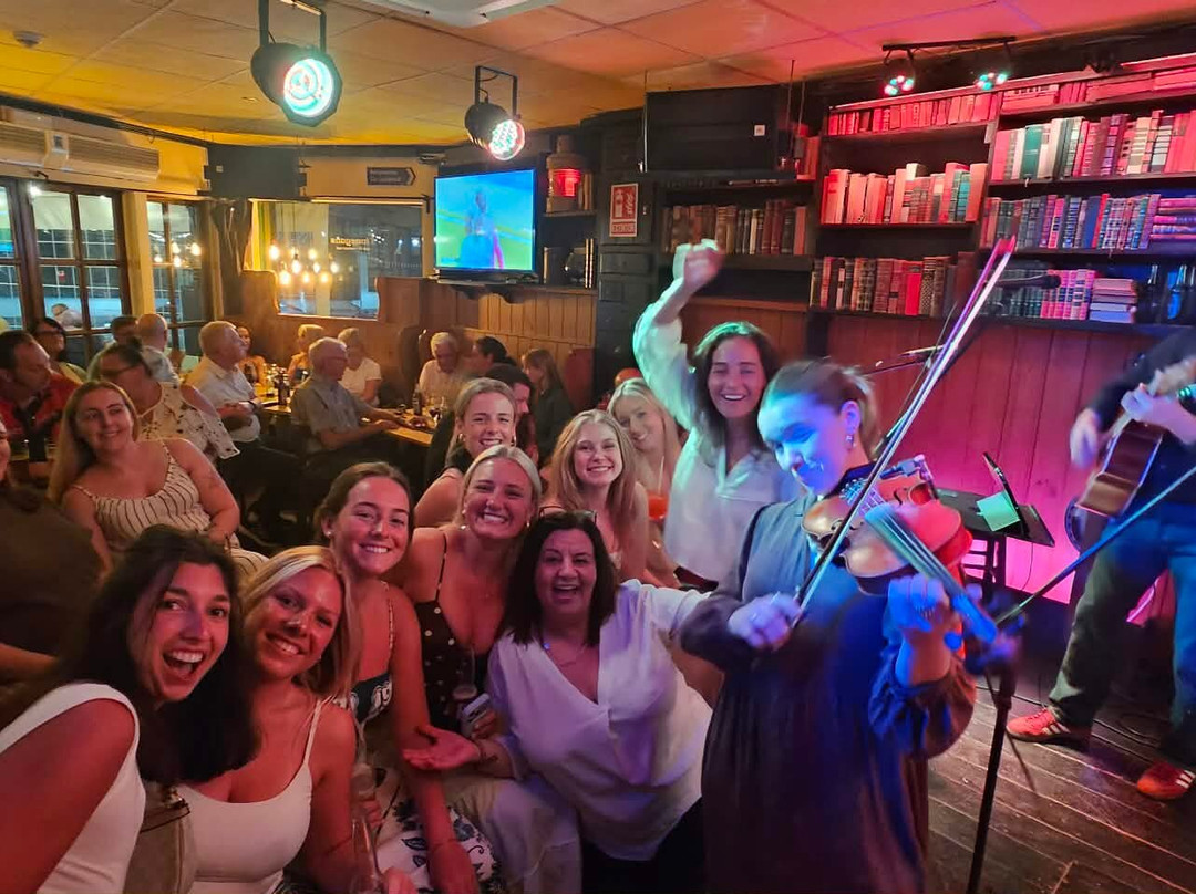 Finnegan's Live Music Irish Pub-马加洛夫必去景点