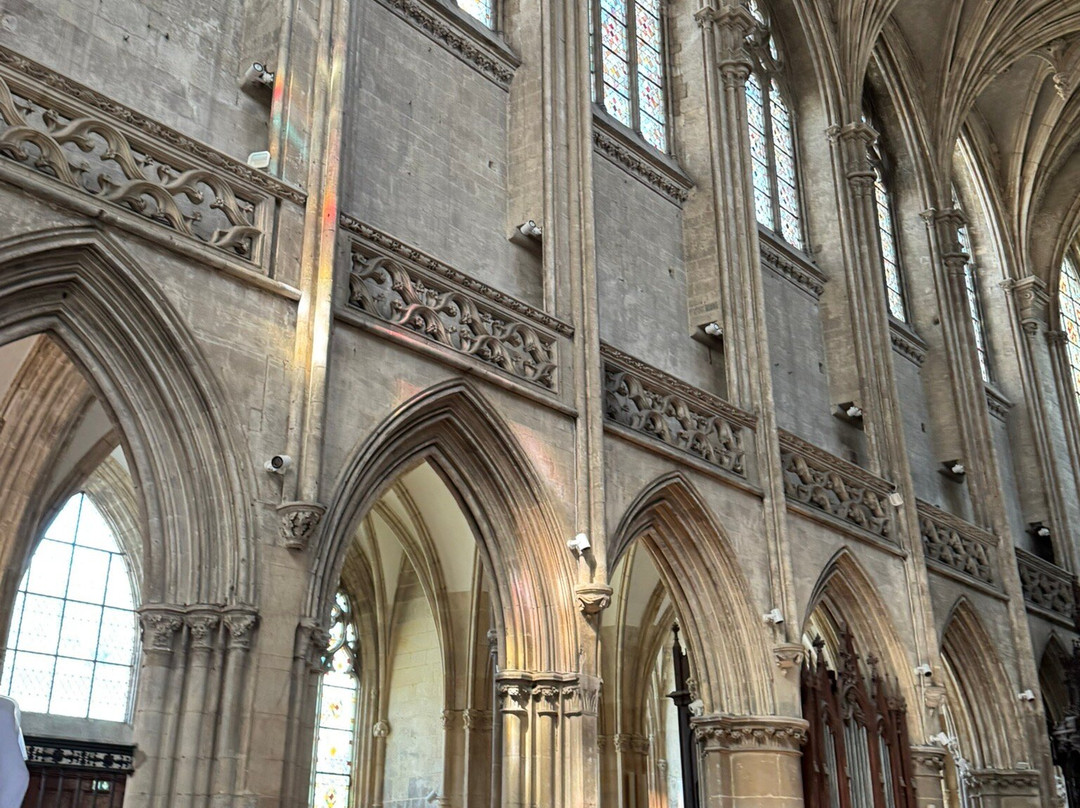 Eglise Saint-Pierre-卡昂必去景点