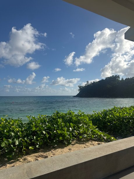 阿瓦尼+ 巴巴隆塞舌尔-旅行者