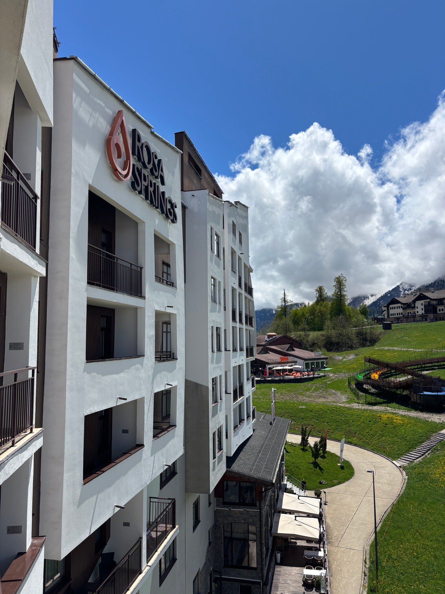 Rosa Springs  - Life Balance Hotel-旅行者