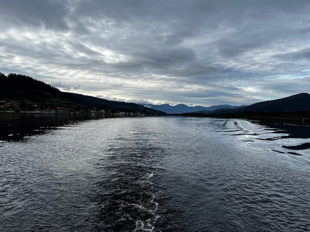 Huon River Cruises-Castle Forbes Bay必去景点
