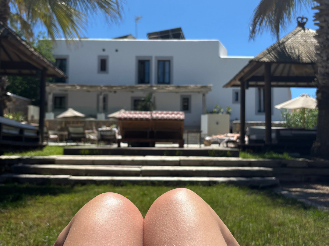 The Giri Residence主图