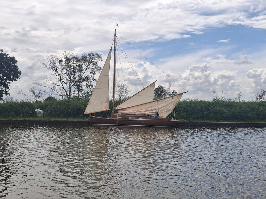 Ross' Wildlife Boat Trips-Mustard Hyrn必去景点