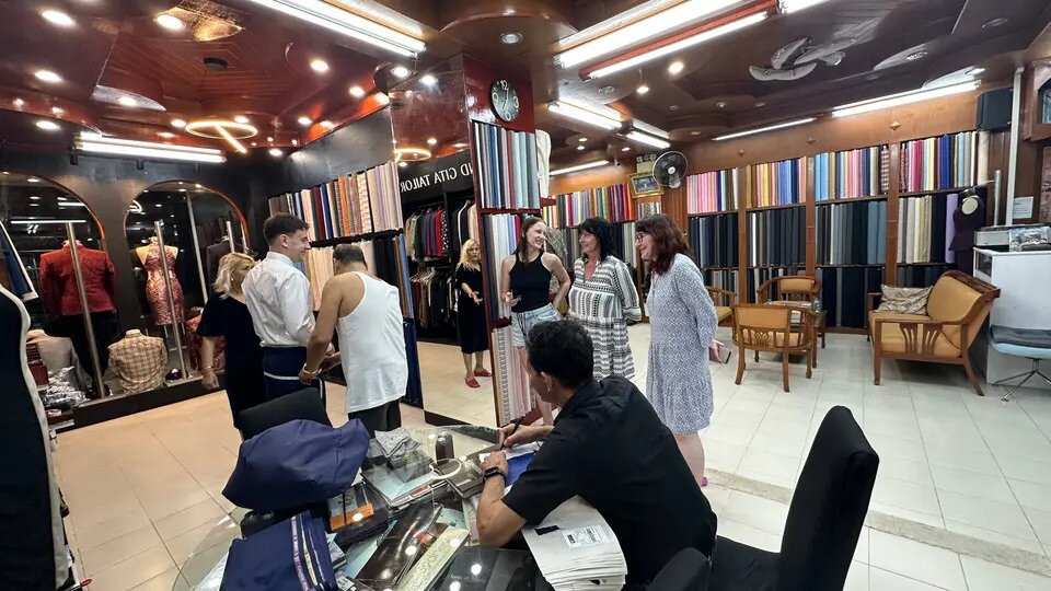 Kenny and Gita Tailor-Karon Beach必去景点