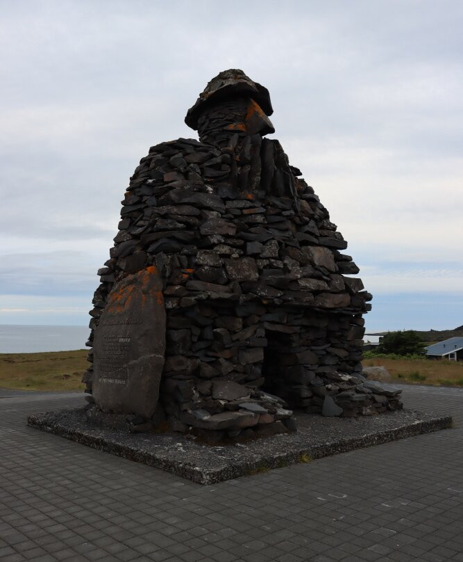 Bárður Snæfellsás Statue-Arnarstapi必去景点