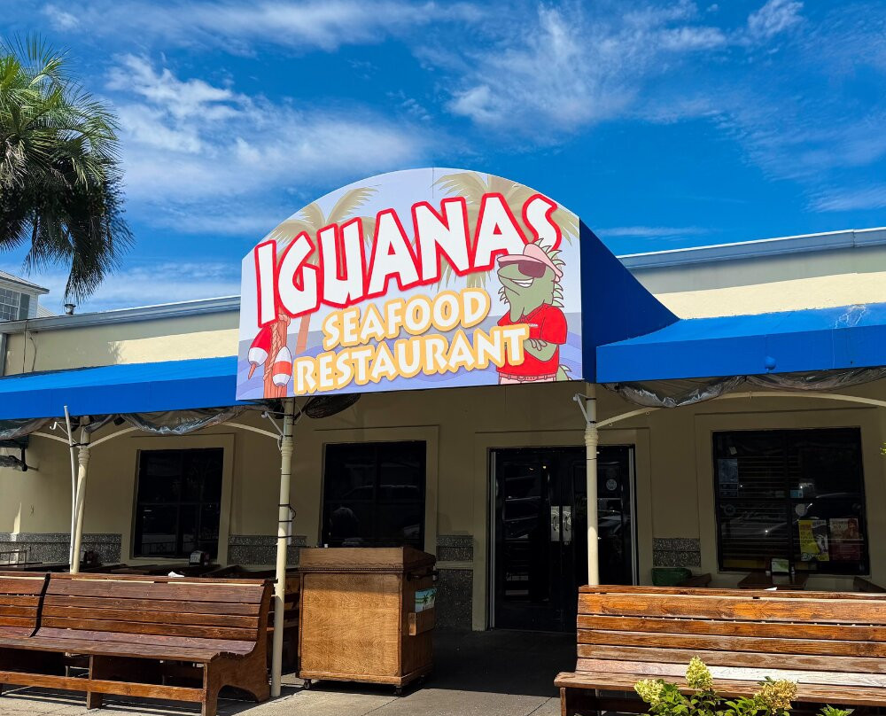 Iguanas Seafood Restaurant