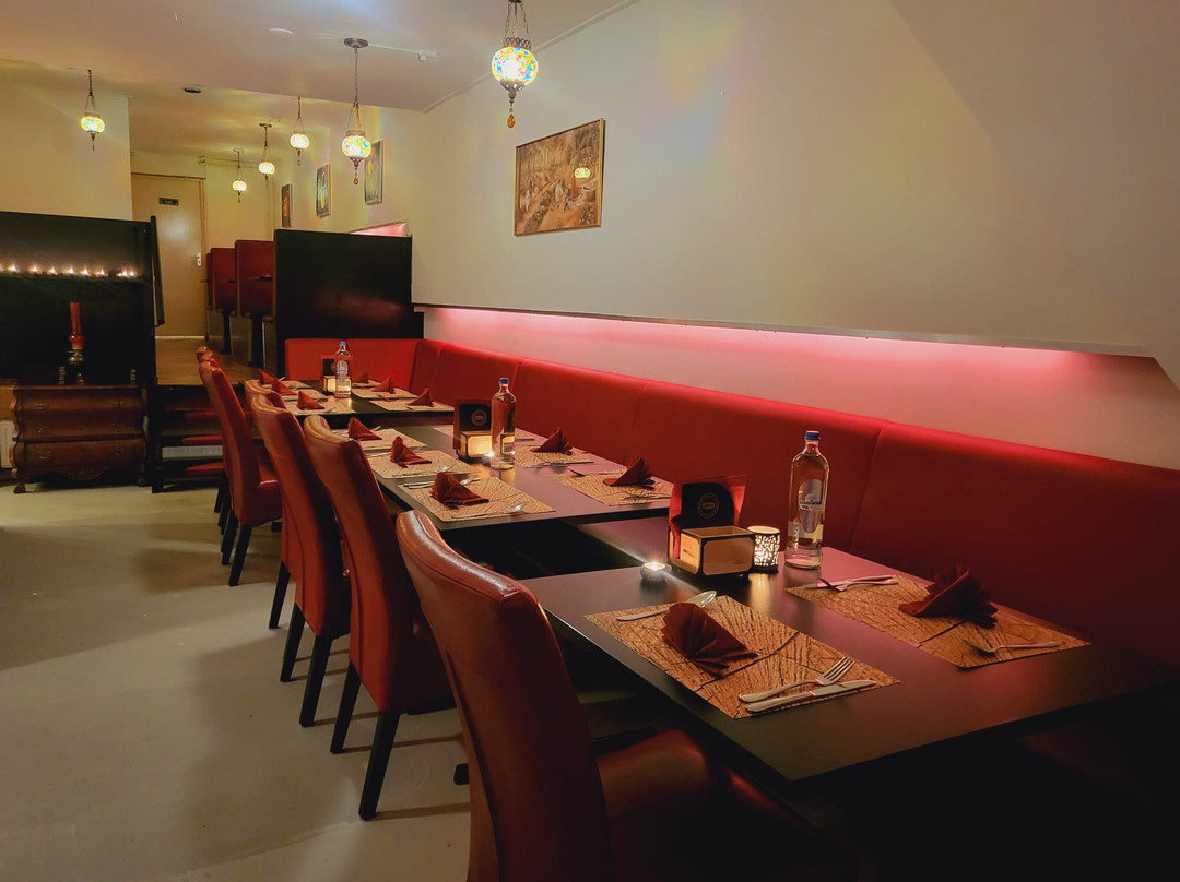 Queen Indian Restaurant