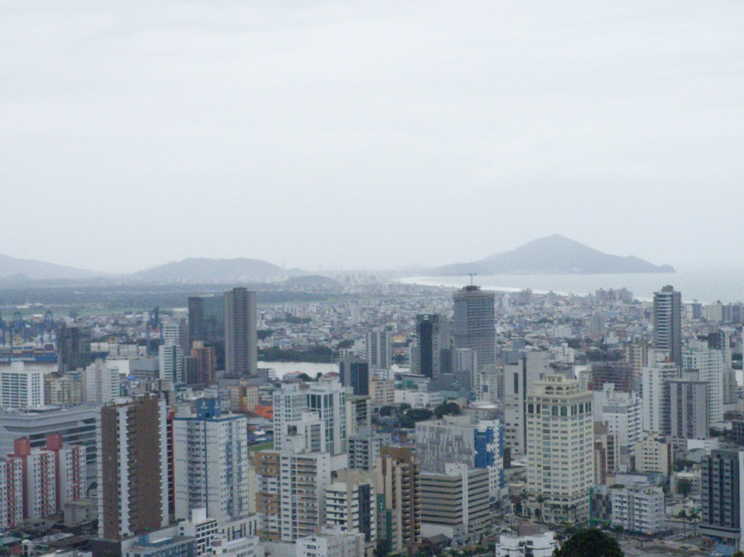 Morro da Cruz-Itajai必去景点