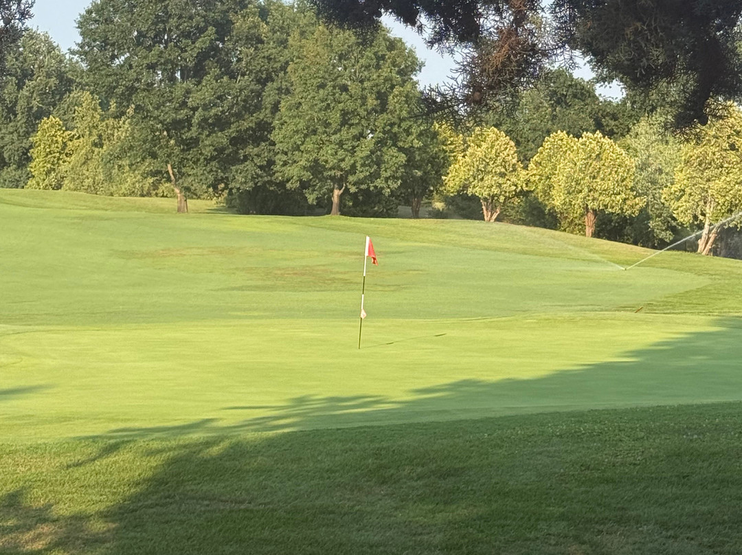 Golf Club Margara-Fubine必去景点