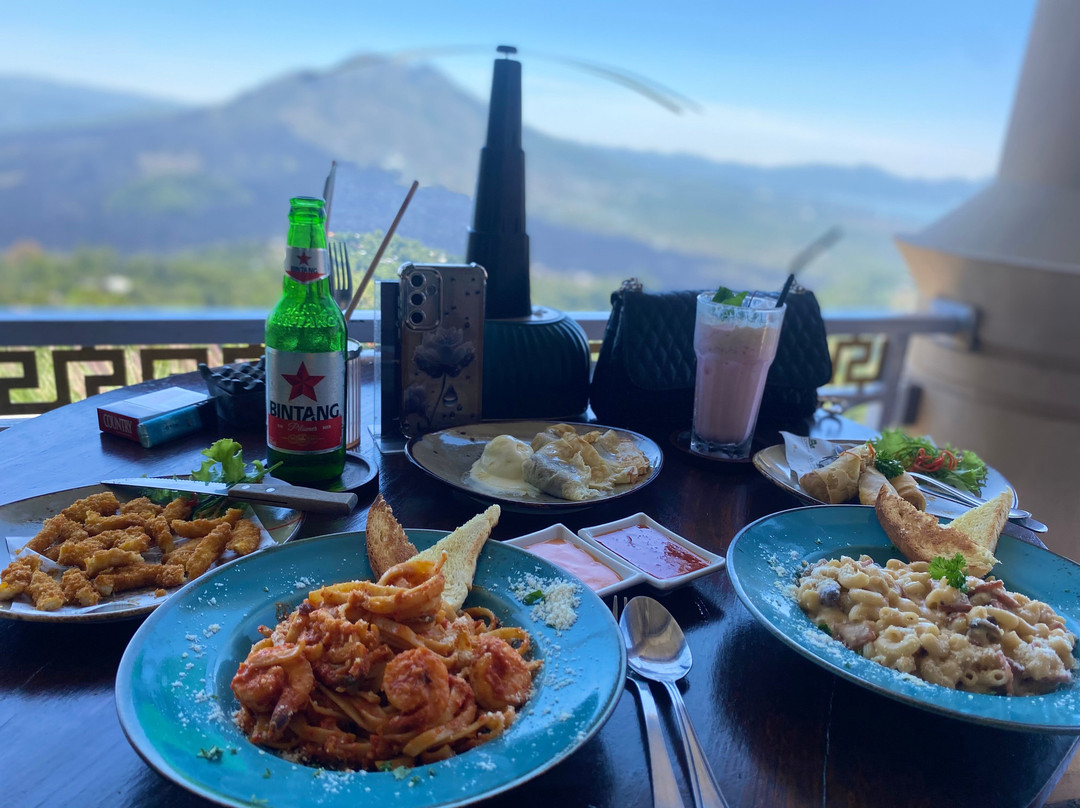 Colosseum Bali House & Restaurant