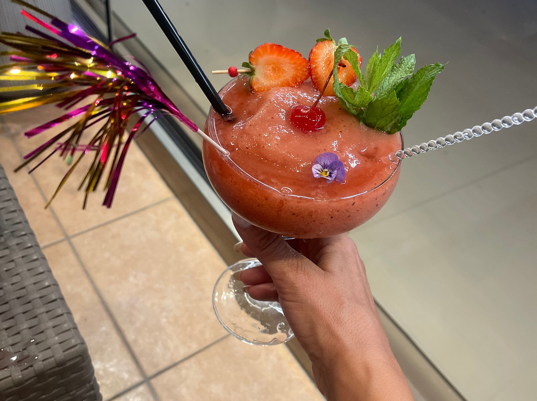 Sea Breeze Roof Cocktail Bar-阿雷克斯必去景点