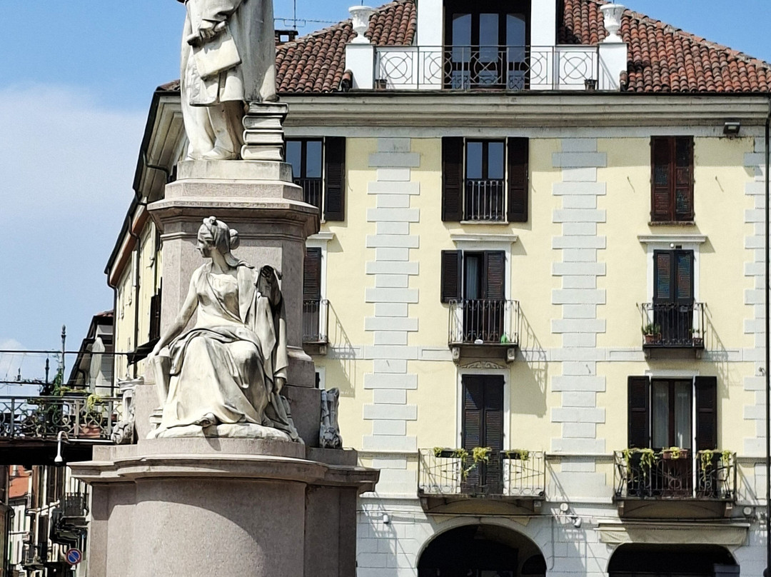 Piazza Cavour-韦尔切利必去景点