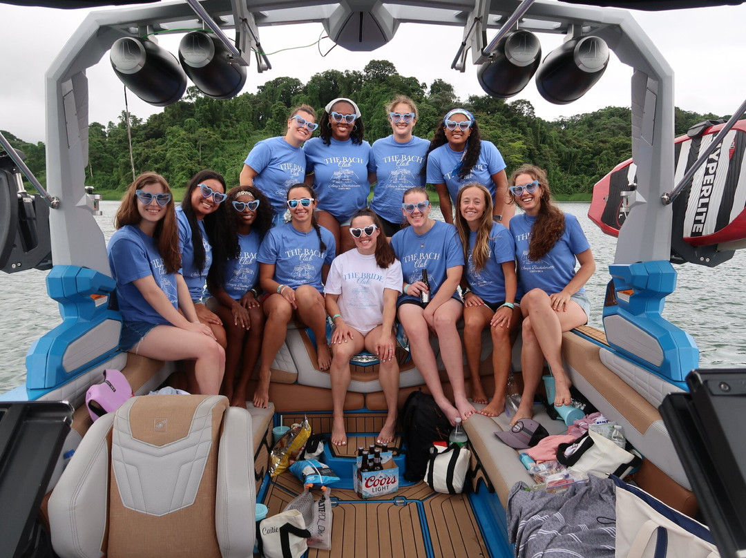 Volcano Watersports. Wakeboard, Wakesurf, Waterski, Tubing.-福德圣卡洛斯必去景点