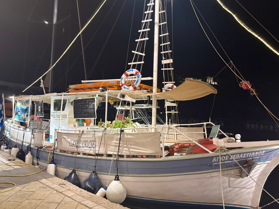 Classic Cruises Gaios Paxos-Gaios必去景点