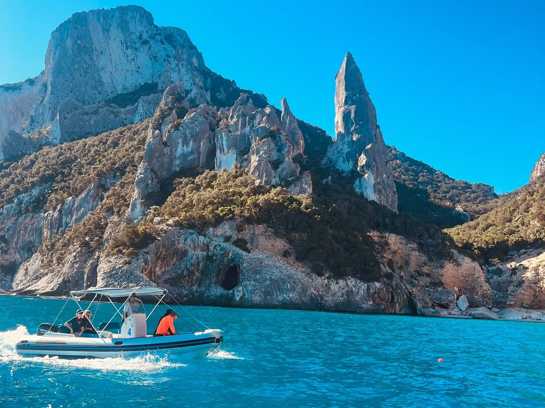 Sardinia Boat Eastperience-La Caletta必去景点