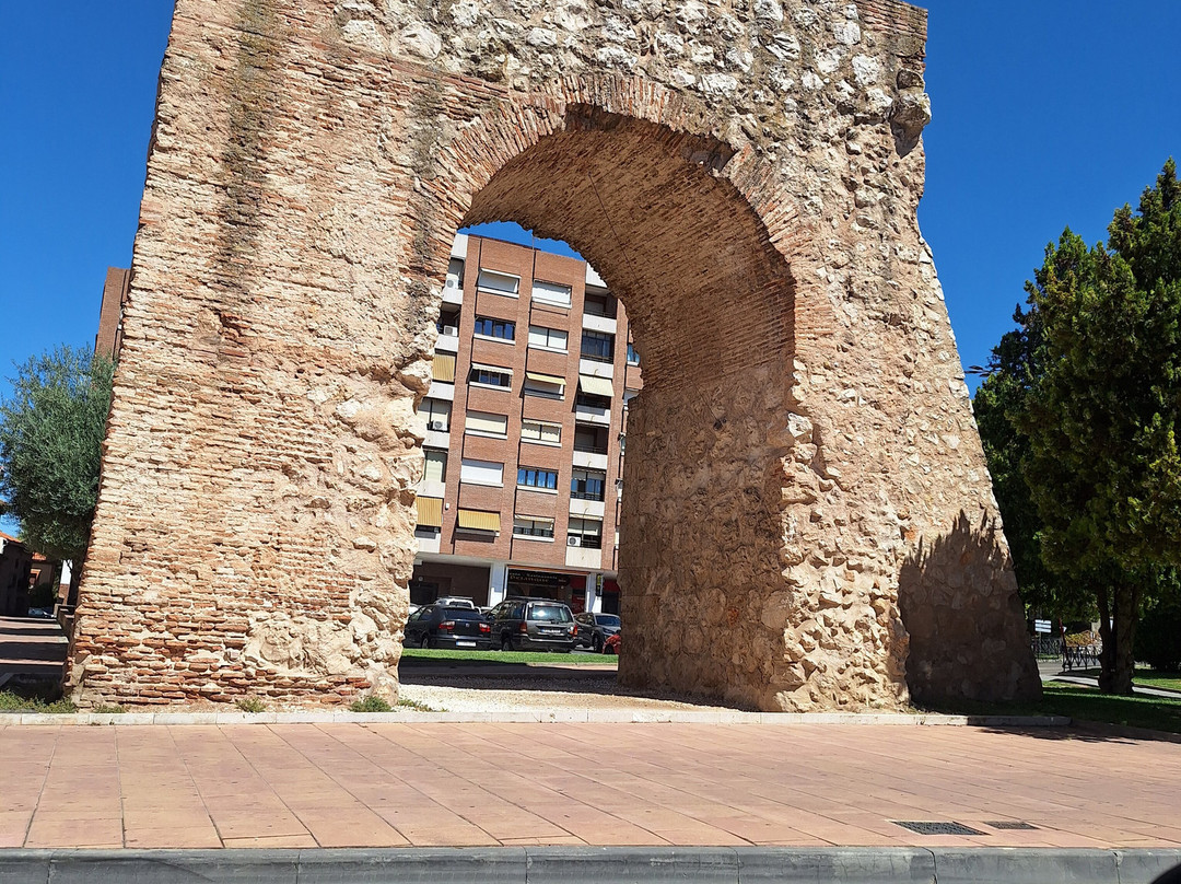 Puerta de Bejanque-Guadalajara必去景点