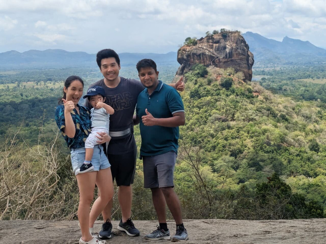 Chathu Lanka Tours-康提必去景点