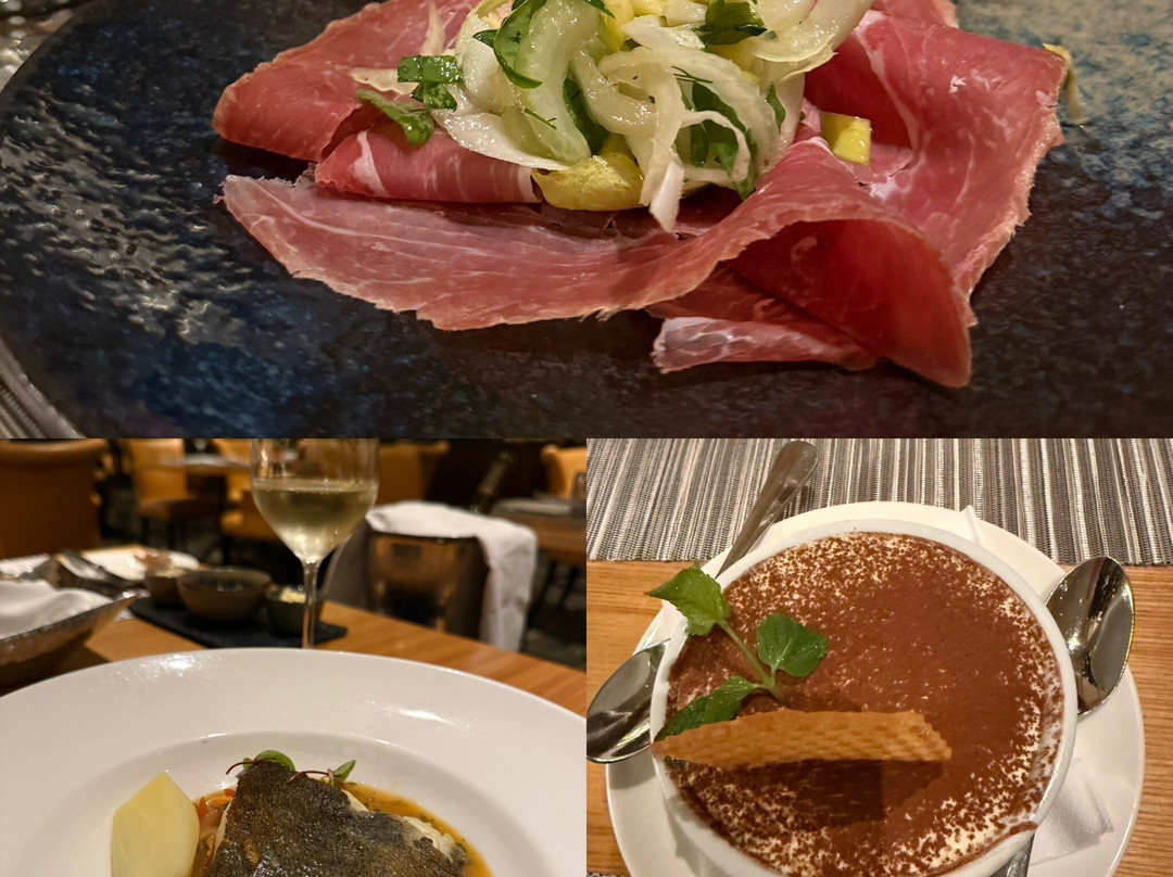 帕拉迪索帕可套房酒店主图