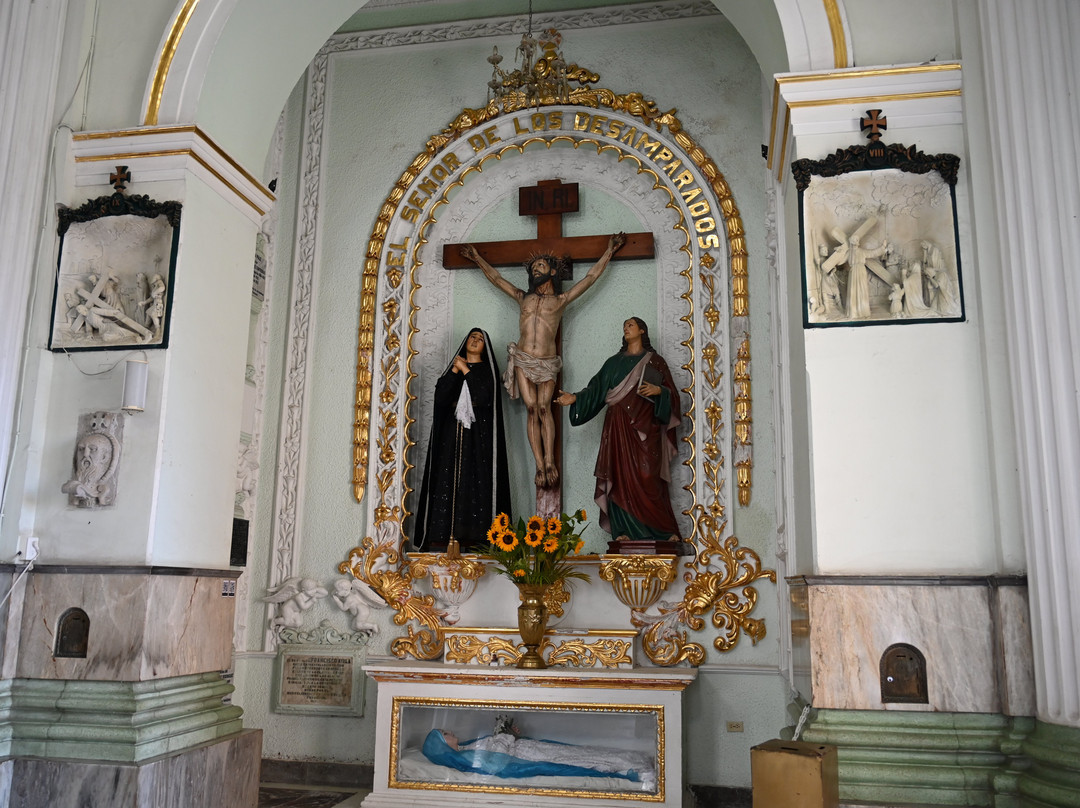 Parroquia de Nuestra Señora de Guadalupe-瓦拉塔港必去景点