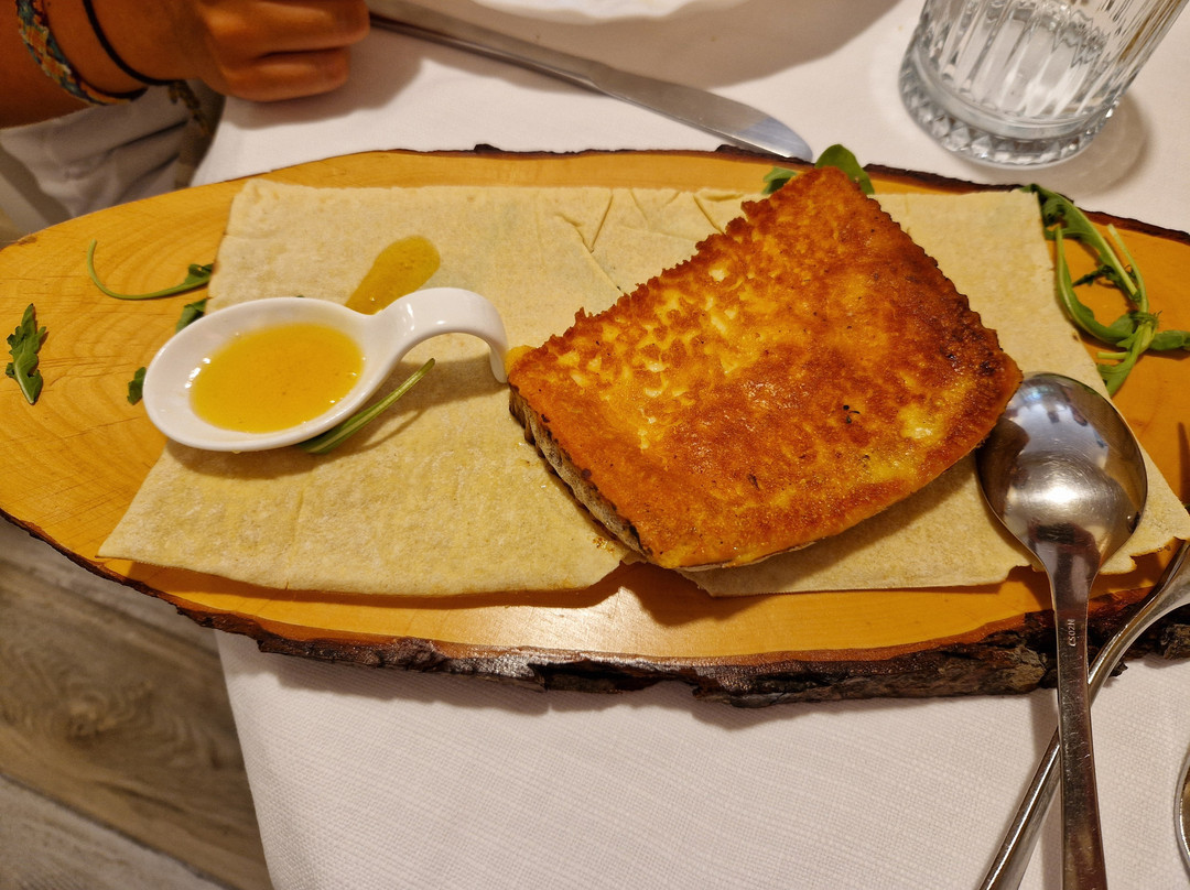 唐娜泰拉酒店主图