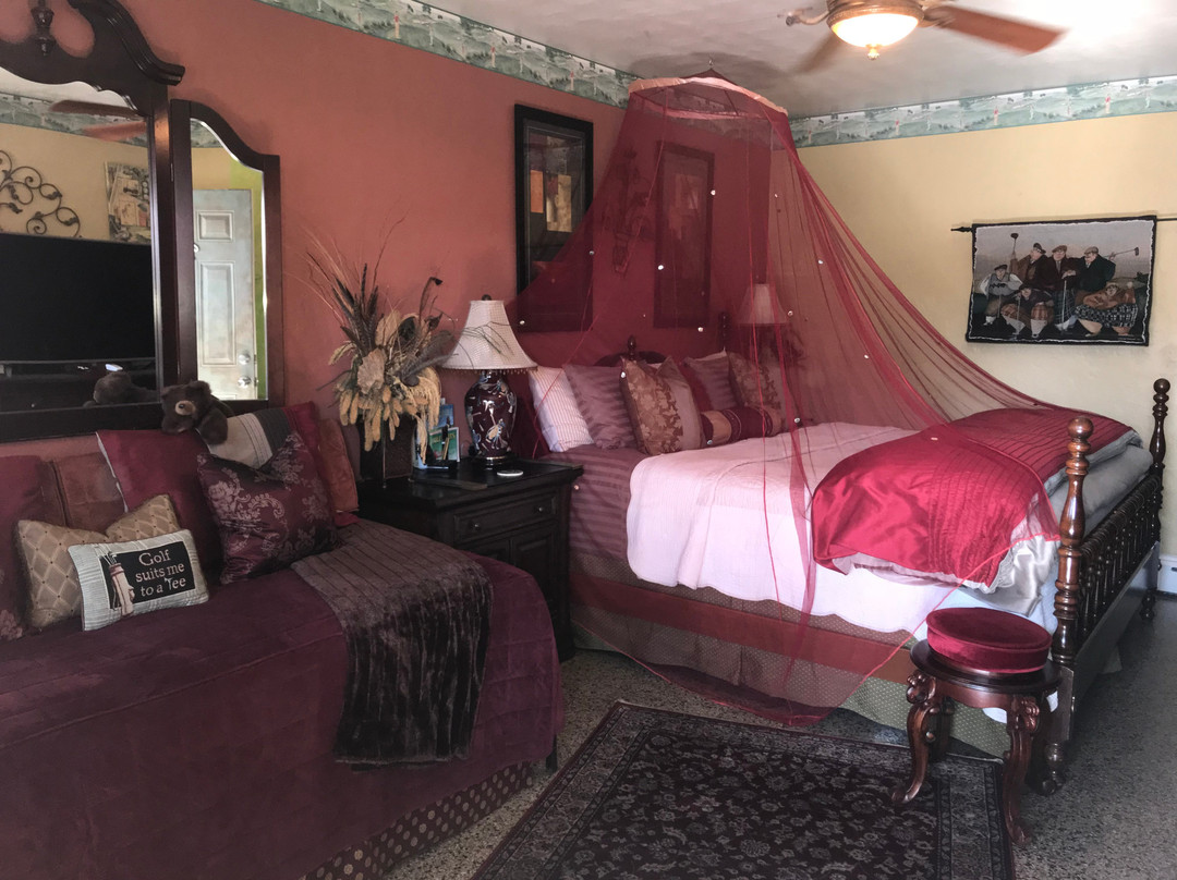 Shamrock Historic Inn主图